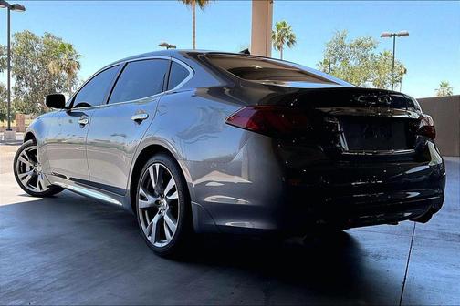 Graphite Shadow 2016 INFINITI Q70L 3.7