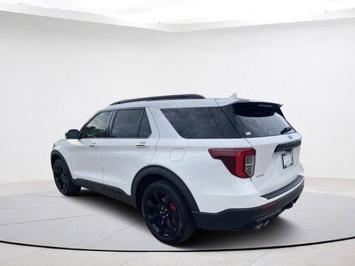 Photo 3 of 55 of 2020 Ford Explorer ST
