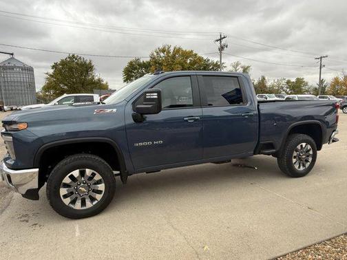 2026 Chevrolet Silverado 3500 LT