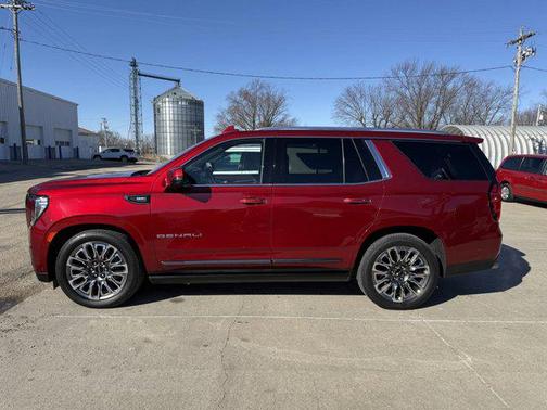 2023 GMC Yukon Denali Ultimate