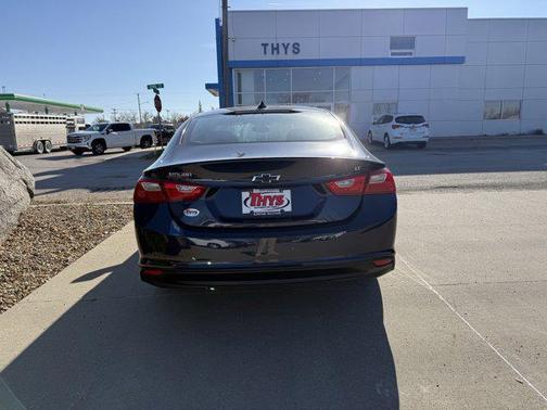 2017 Chevrolet Malibu 1LT