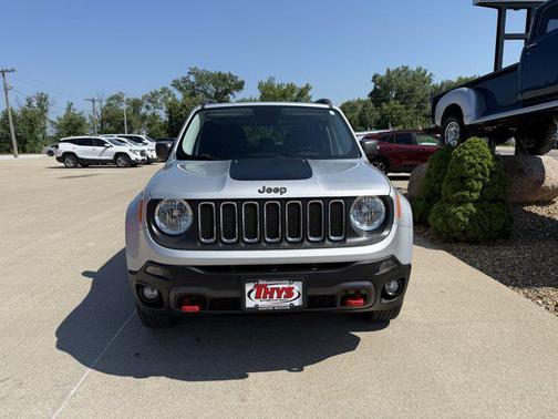 2016 Jeep Renegade Trailhawk