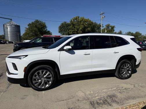 2025 Buick Enclave Preferred FWD