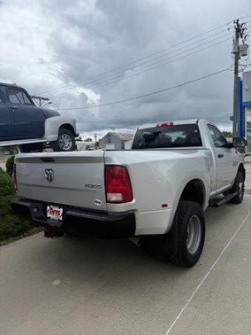2017 RAM 3500 Tradesman Regular Cab 4x4 8' Box