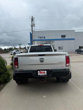 2017 RAM 3500 Tradesman Regular Cab 4x4 8' Box