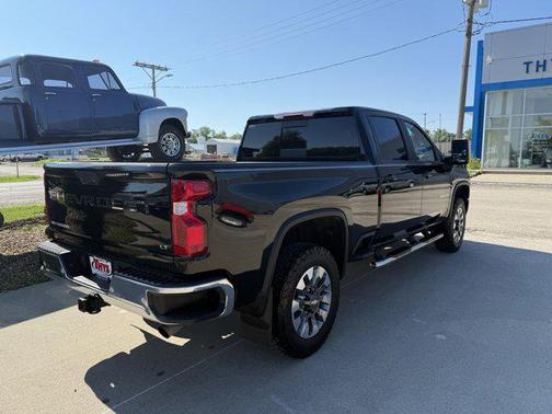 2022 Chevrolet Silverado 3500 LT