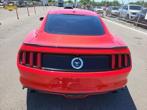 2015 Ford Mustang EcoBoost Premium