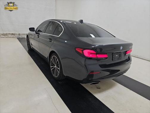 2022 BMW 530 i