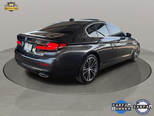 2022 BMW 530 i