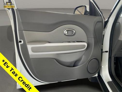 2017 Kia Soul EV +