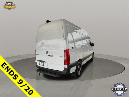 2022 Mercedes-Benz Sprinter 2500 Standard Roof