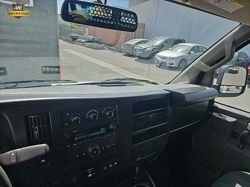 2023 GMC Savana 2500 Work Van