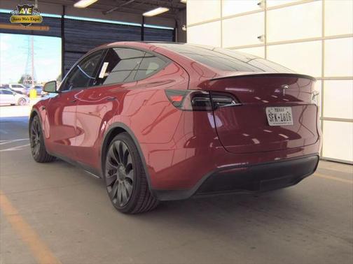 2022 Tesla Model Y Performance Dual Motor All-Wheel Drive