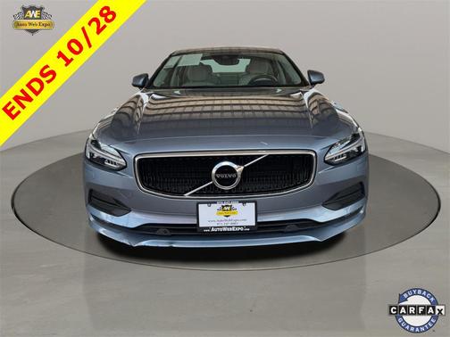 2017 Volvo S90 T5 Momentum