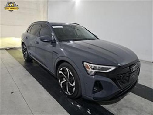 2024 Audi Q8 e-tron Premium Plus