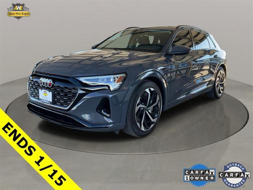 2024 Audi Q8 e-tron Premium Plus