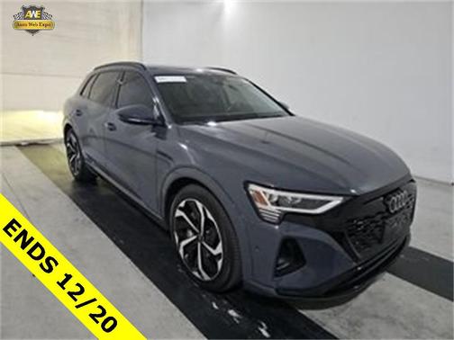 2024 Audi Q8 e-tron Premium Plus