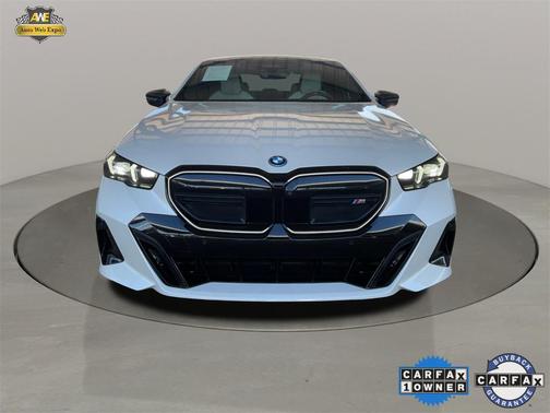 2024 BMW i5 M60