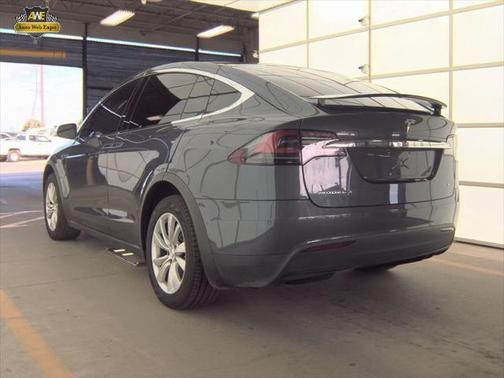 2016 Tesla Model X 90D