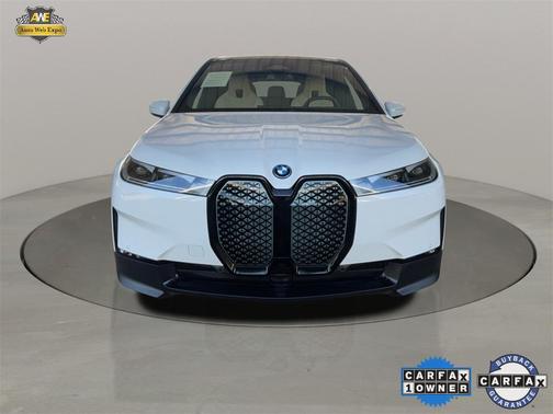 2025 BMW iX xDrive50