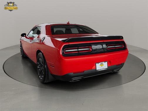 2022 Dodge Challenger R/T Scat Pack