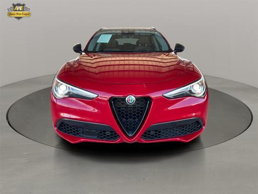 2021 Alfa Romeo Stelvio Base