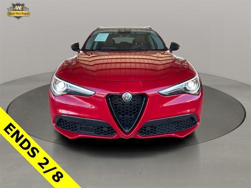 2021 Alfa Romeo Stelvio Base