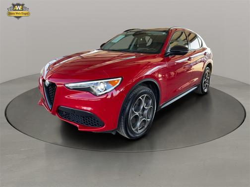 2021 Alfa Romeo Stelvio Base