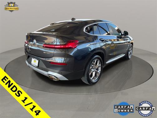 2023 BMW X4 xDrive30i