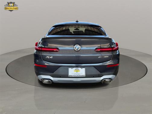 2023 BMW X4 xDrive30i