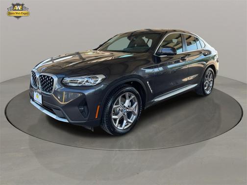 2023 BMW X4 xDrive30i