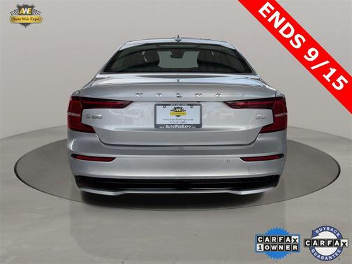2024 Volvo S60 B5 Plus Dark Theme