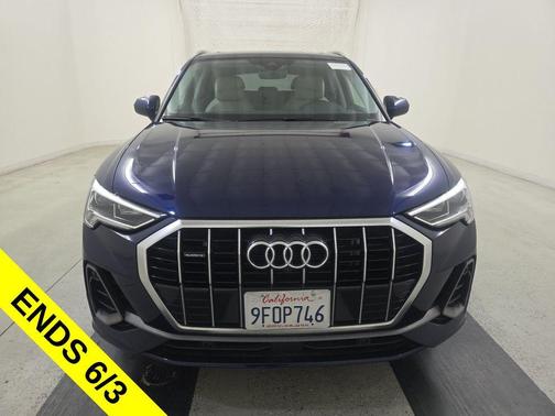 Navarra Blue Metallic 2023 Audi Q3 45 S line Premium Plus