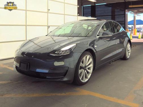 2019 Tesla Model 3 Long Range