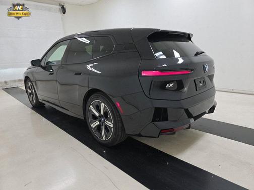 2022 BMW iX xDrive50