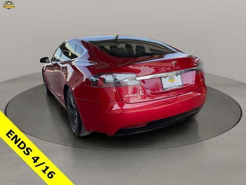 Red Multi-Coat 2018 Tesla Model S 75D
