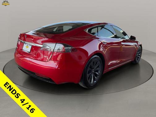 Red Multi-Coat 2018 Tesla Model S 75D