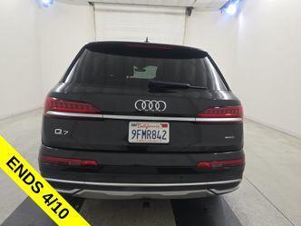 Black Metallic 2023 Audi Q7 45 Premium Plus