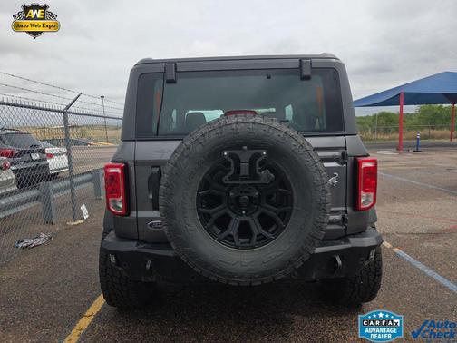 Carbonized Gray Metallic 2021 Ford Bronco Outer Banks