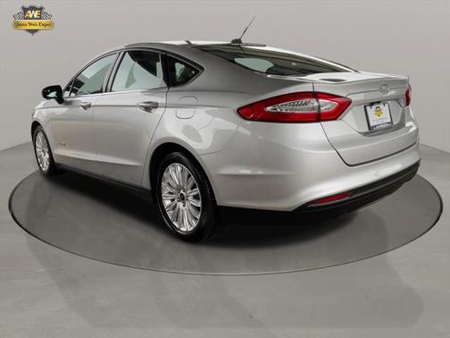 2015 Ford Fusion Hybrid S