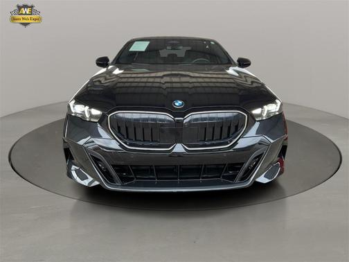 2025 BMW 530 530i