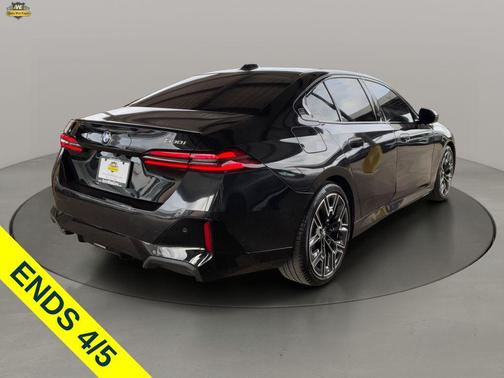 Black Sapphire Metallic 2025 BMW 530 530i