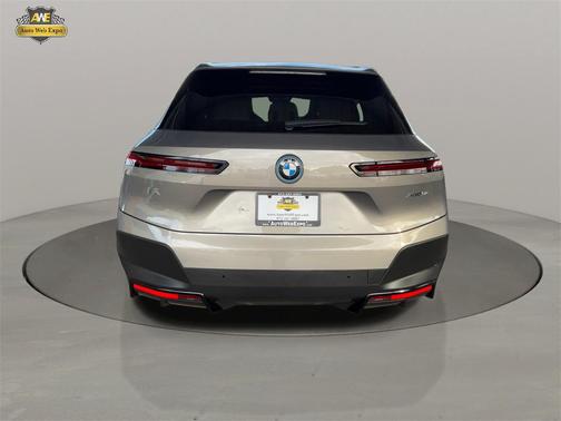 2023 BMW iX xDrive50