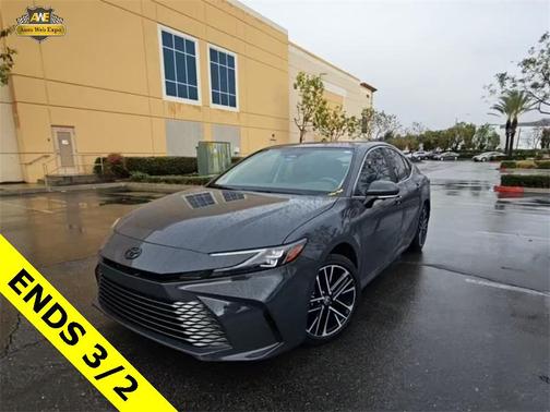 2025 Toyota Camry XLE