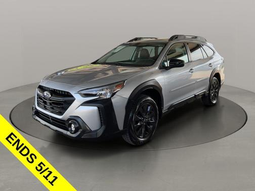 Ice Silver Metallic 2023 Subaru Outback Onyx Edition
