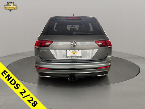 2021 Volkswagen Tiguan 2.0T SE R-Line Black