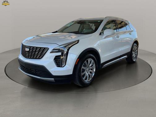 Crystal White Tricoat 2020 Cadillac XT4 Premium Luxury