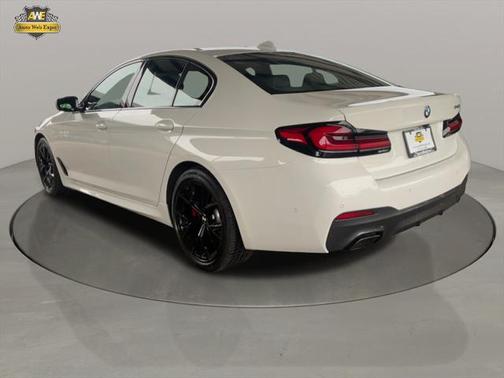 2022 BMW 540 i