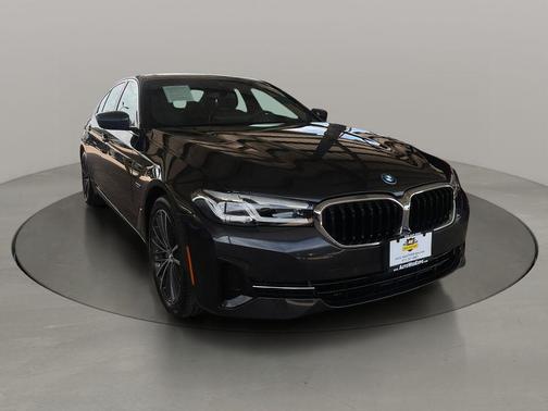 Dark Graphite Metallic 2023 BMW 530e Base