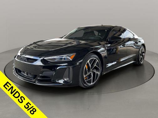 Mythos Black Metallic 2024 Audi RS e-tron GT quattro